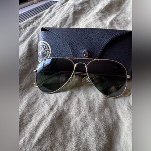 Ray-Ban Gold Aviator Sunglasses with Black Case